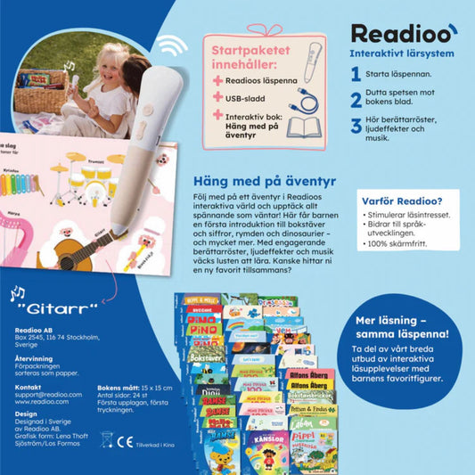 Baksida Readioo Startpaket, läspenna, USB-sladd och bok plus översikt av kompatibla Readioo-böcker, interaktivt lärsystem.