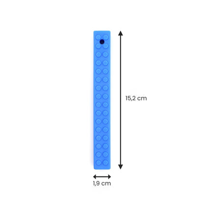 Blått MEGA Brick Stick med måttangivelse – 15,24 cm långt och 1,9 cm brett, idealiskt sensoriskt tugghjälpmedel.