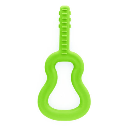 Handhållet tugghjälpmedel i limegrönt, format som en gitarr med taktila detaljer.