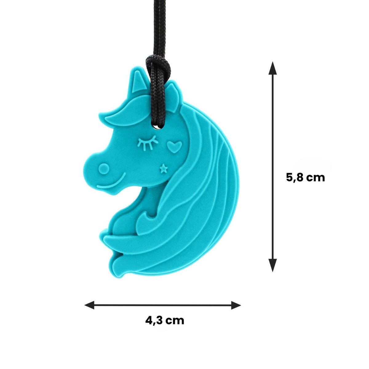 Storleksreferens för Chewnicorn-halsbandet, ca 4,3 cm brett x 5,8 cm högt.